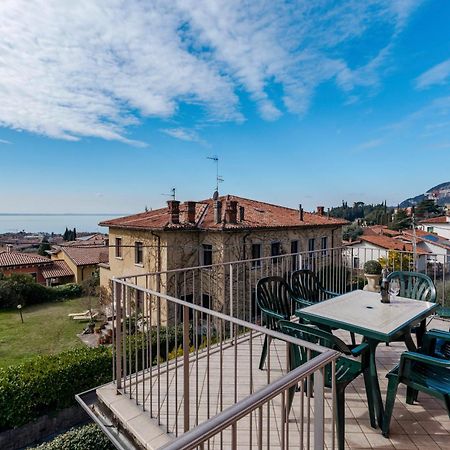 Апартаменты Terrazza Di Garda - Regarda Travel Экстерьер фото