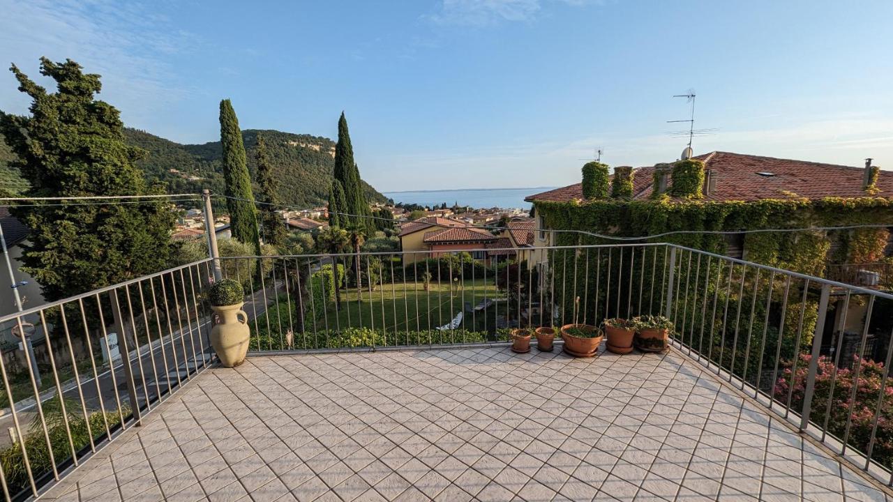 Апартаменты Terrazza Di Garda - Regarda Travel Экстерьер фото