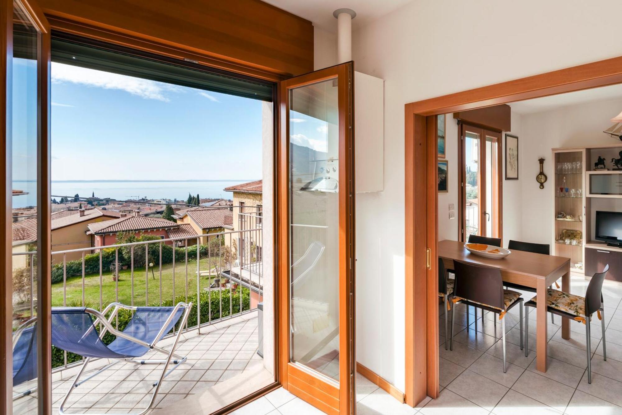 Апартаменты Terrazza Di Garda - Regarda Travel Экстерьер фото
