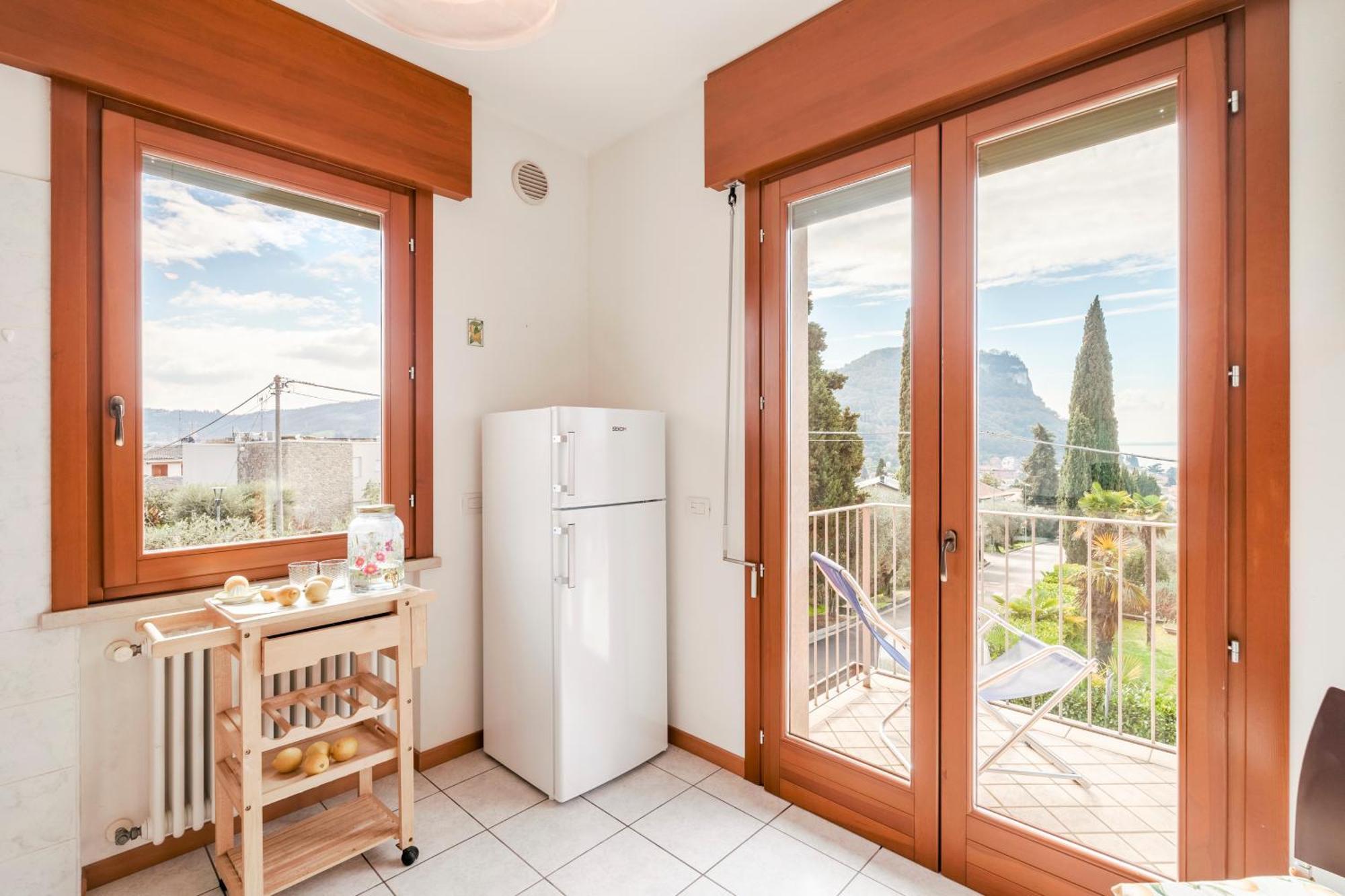Апартаменты Terrazza Di Garda - Regarda Travel Экстерьер фото